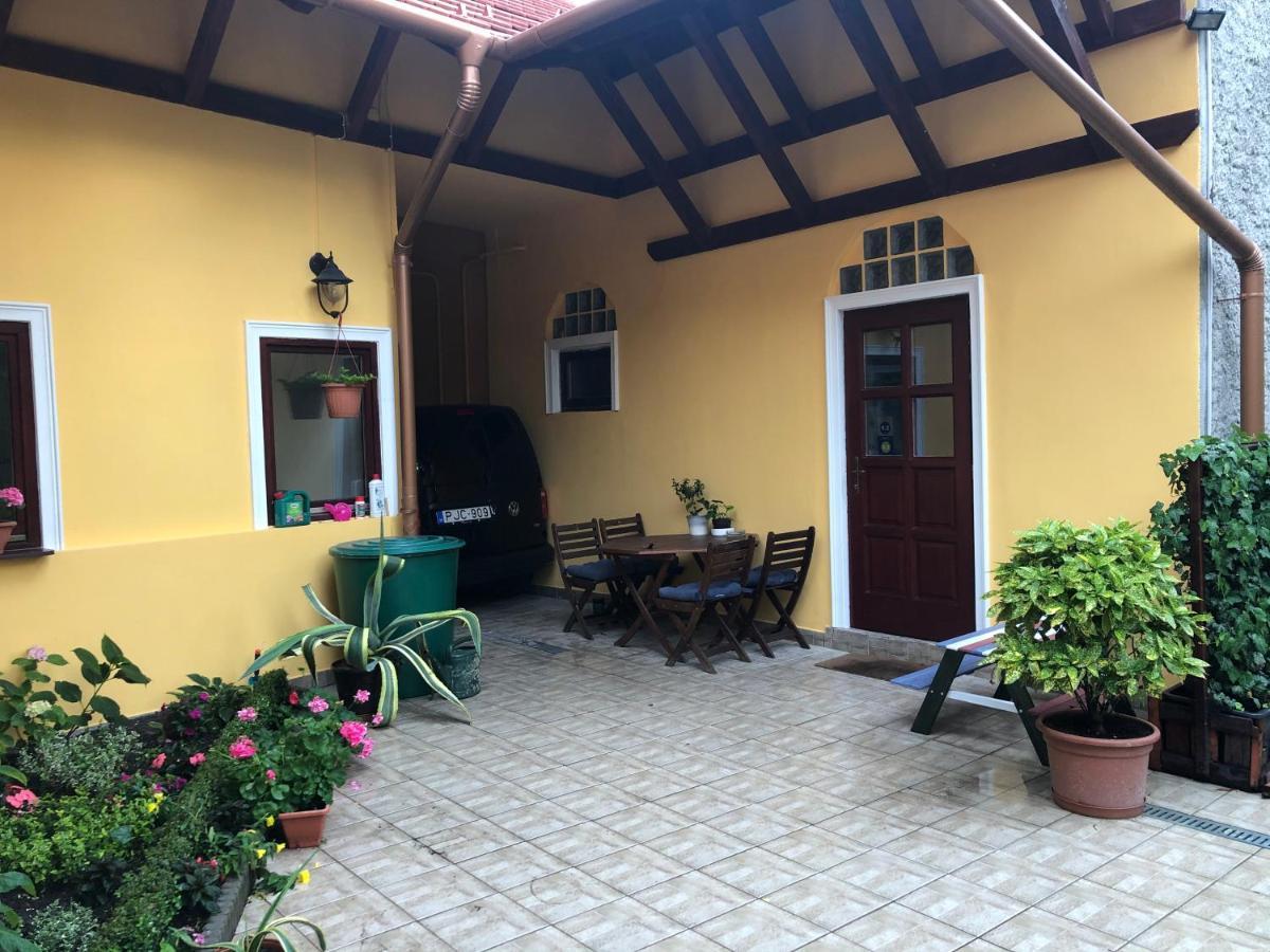Apartamento Rigó Lak Miskolc Exterior foto