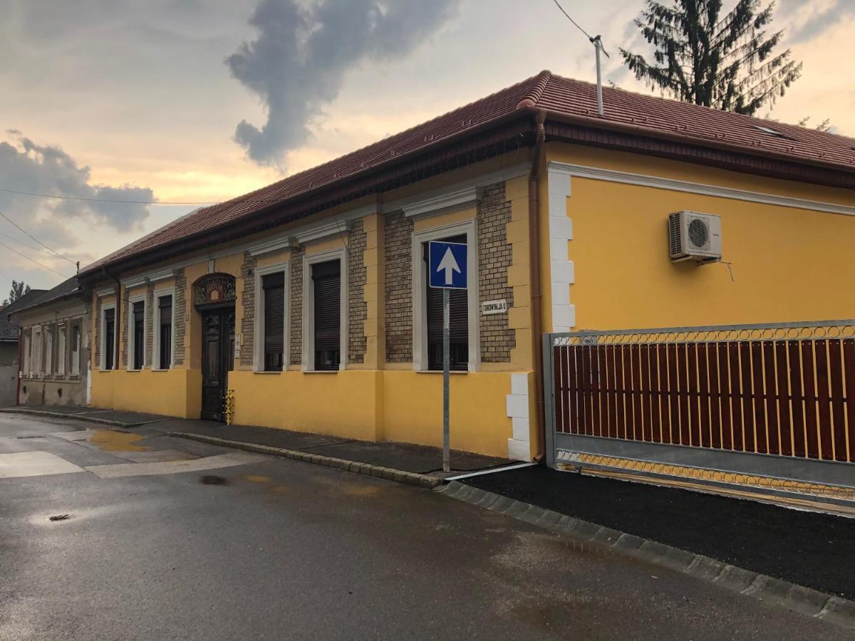 Apartamento Rigó Lak Miskolc Exterior foto